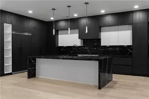 409 Thunder Rd, Buford, GA 30518 - Photo 18