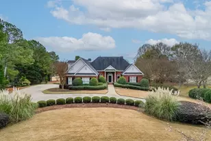 5685 Golf Club Dr, Braselton, GA 30517 - Photo 2