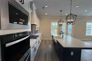 5613 Meadow View Dr, Jefferson, GA 30549 - Photo 18