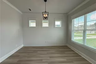 5613 Meadow View Dr, Jefferson, GA 30549 - Photo 4