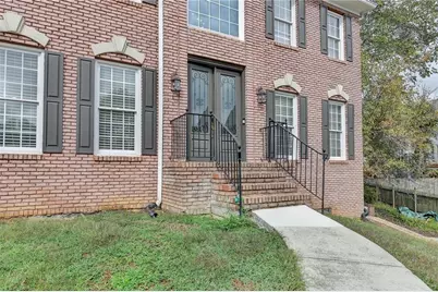 1015 Rowe Oak Circle, Lawrenceville, GA 30043 - Photo 4