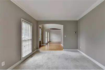 1015 Rowe Oak Circle, Lawrenceville, GA 30043 - Photo 12