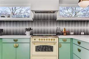 724 Charles Allen Dr NE, Atlanta, GA 30308 - Photo 16