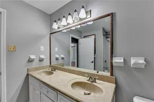 1249 Renee Dr, Lilburn, GA 30047 - Photo 32