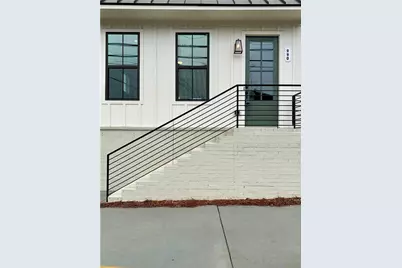 990 Viney Way NW, Atlanta, GA 30318 - Photo 2