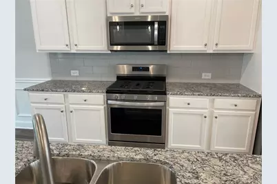 2483 Scarlet Maple Alley, Doraville, GA 30360 - Photo 2