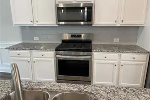 2483 Scarlet Maple Alley, Doraville, GA 30360 - Photo 2