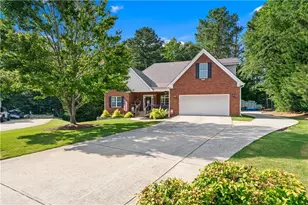 1436 Virginia Way, Monroe, GA 30655 - Photo 2