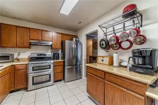 2644 Laurel View Dr, Snellville, GA 30039 - Photo 12
