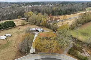 1675 Knight Cir, Loganville, GA 30052 - Photo 40