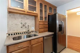 616 Summit N Dr NE, Atlanta, GA 30324 - Photo 4