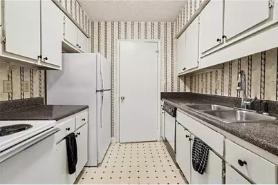 1615 Wingate Way, Atlanta, GA 30350 - Photo 8