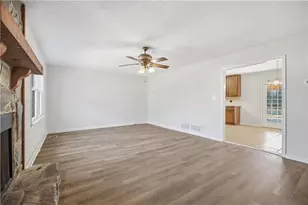 9400 Hidden Branch Dr, Jonesboro, GA 30236 - Photo 2