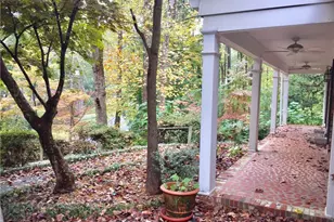 4625 Kings Down Rd, Dunwoody, GA 30338 - Photo 4