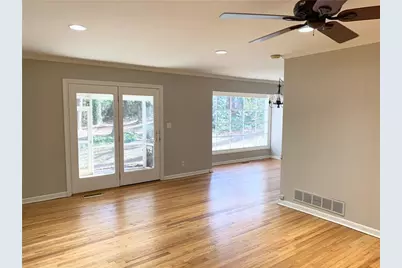 4625 Kings Down Road, Dunwoody, GA 30338 - Photo 6