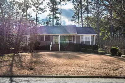 2372 Autumn Leaf Court, Lawrenceville, GA 30044 - Photo 4