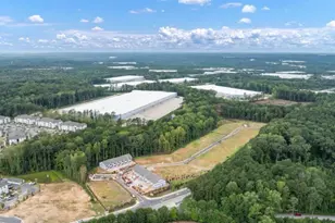 5997 Skylar Dr, Atlanta, GA 30336 - Photo 76