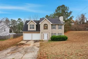 3888 English Valley Dr, Ellenwood, GA 30294 - Photo 2