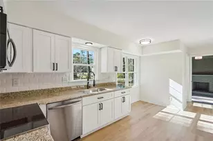 1605 Plover Rd, Jonesboro, GA 30238 - Photo 10