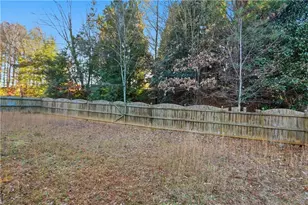 5650 Vickery Cir, Cumming, GA 30040 - Photo 38