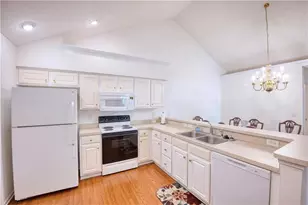 2917 Oakside Cir, Alpharetta, GA 30004 - Photo 4