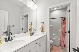 2022 Drew Dr NW, Atlanta, GA 30318 - Photo 32