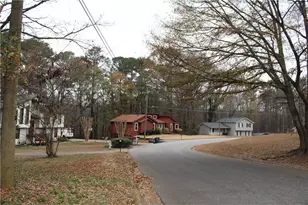 135 Omega Dr, Lawrenceville, GA 30044 - Photo 6