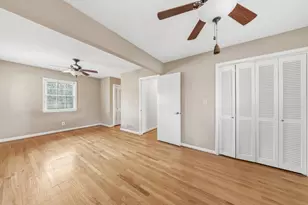 6570 Wright Rd, Atlanta, GA 30328 - Photo 16