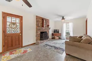 6570 Wright Rd, Atlanta, GA 30328 - Photo 4