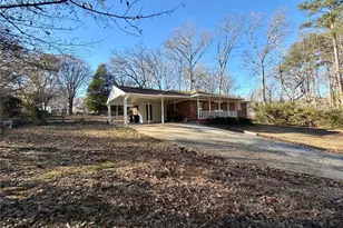 1648 Hammond Woods Cir SW, Marietta, GA 30008 - Photo 4