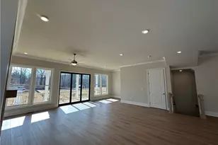 5630 Broad River Vw, Peachtree Corners, GA 30092 - Photo 10