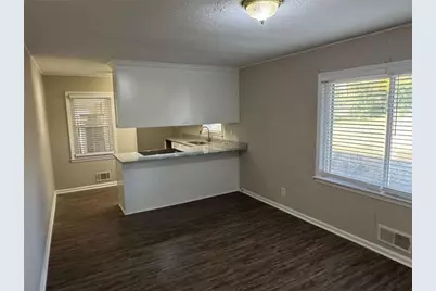 437 Lockridge Lane, Lawrenceville, GA 30046 - Photo 4