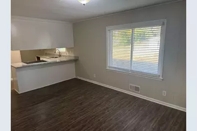 437 Lockridge Lane, Lawrenceville, GA 30046 - Photo 6