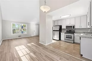 241 Summer Pond Trail, Lawrenceville, GA 30046 - Photo 14