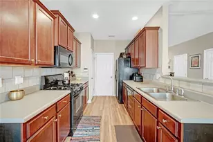 727 Celeste Ln SW, Atlanta, GA 30331 - Photo 12