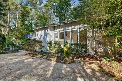 3813 Watkins Place NE, Brookhaven, GA 30319 - Photo 54