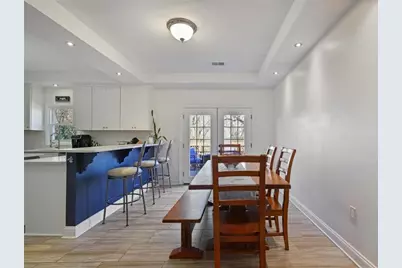 131 Holiday Street NE, Marietta, GA 30060 - Photo 6