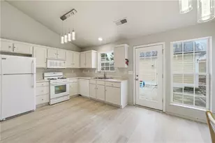 112 Ivygreen Chase, Canton, GA 30114 - Photo 6