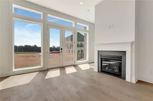 190 Rolison Wy, Fayetteville, GA 30214 - Photo 4