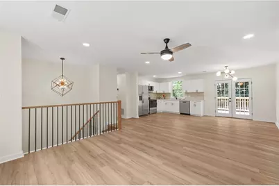 5242 Cindy Way, Stone Mountain, GA 30083 - Photo 4