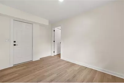 5242 Cindy Way, Stone Mountain, GA 30083 - Photo 22