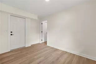 5242 Cindy Way, Stone Mountain, GA 30083 - Photo 22