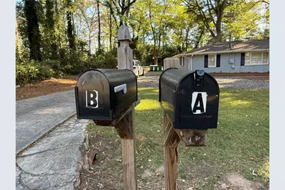 1576 Carolyn Drive #B, Stone Mountain, GA 30087 - Photo 4