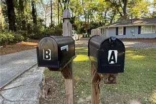 1576 Carolyn Dr, Stone Mountain, GA 30087 - Photo 4