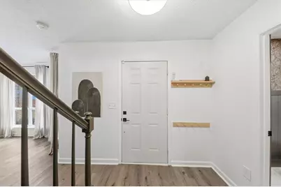 688 Greenhedge Drive, Stone Mountain, GA 30088 - Photo 6