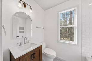 688 Greenhedge Dr, Stone Mountain, GA 30088 - Photo 28