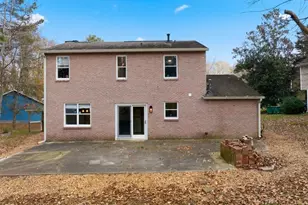 688 Greenhedge Dr, Stone Mountain, GA 30088 - Photo 40