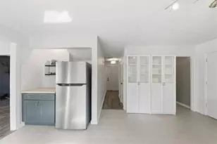 688 Greenhedge Dr, Stone Mountain, GA 30088 - Photo 16