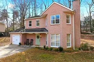 688 Greenhedge Dr, Stone Mountain, GA 30088 - Photo 4