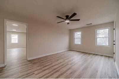 380 Cardigan Circle SW, Lilburn, GA 30047 - Photo 28